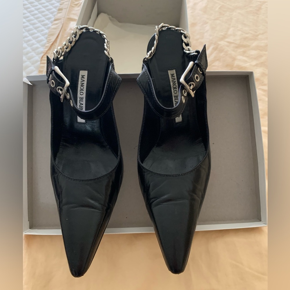 Manolo  black leather high heel slide